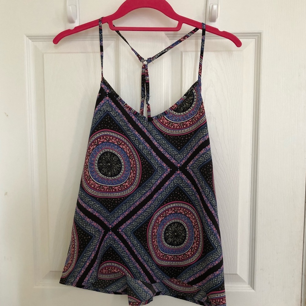 Patterned flowy tank top